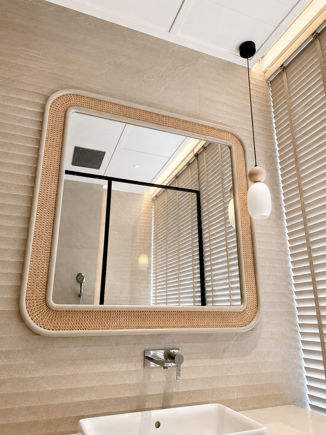 Minimalist Spa Bathroom With